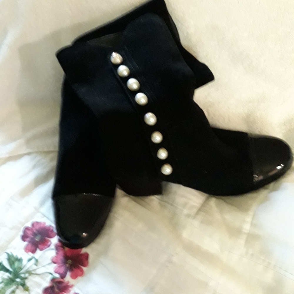Channel BOOTS - Picture 6 of 7